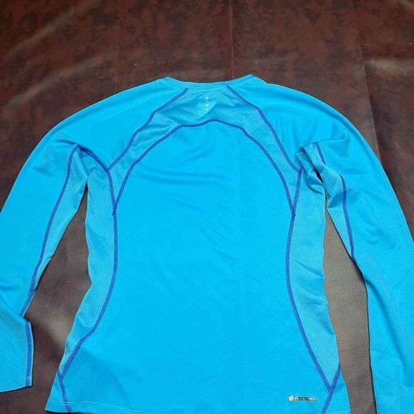The North Face blue long sleeve flash dry top, size small - Picture 2 of 13